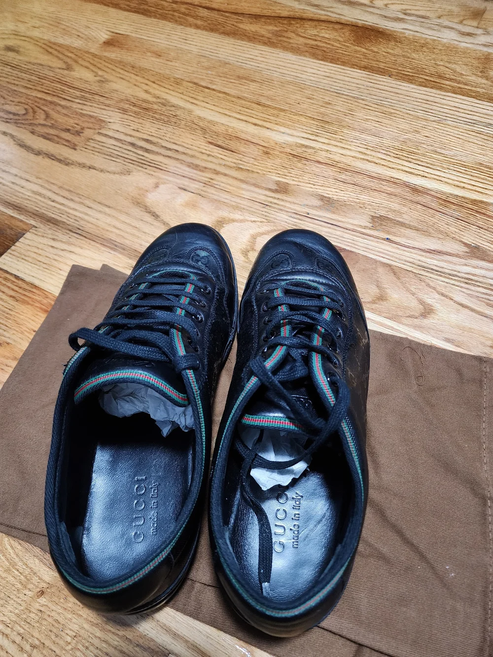 Gucci classic black